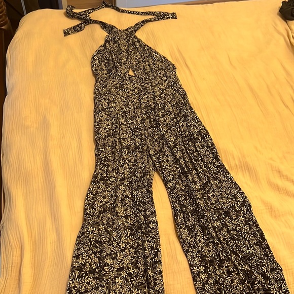 Lulu jumpsuit - new, tags on, never worn! - Picture 3 of 5